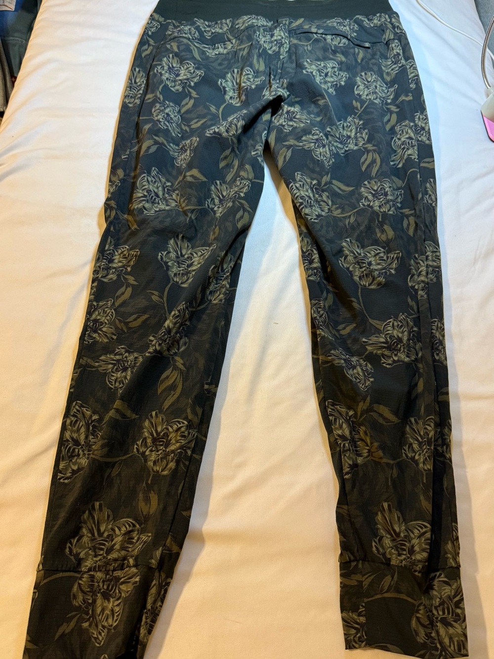 Athleta Olive Floral Drawstring Joggers - Picture 7 of 7